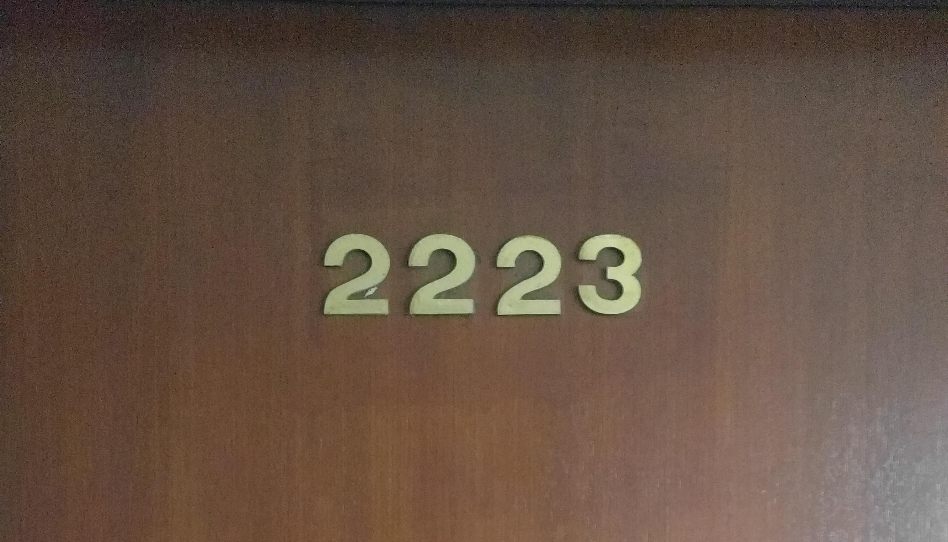2223